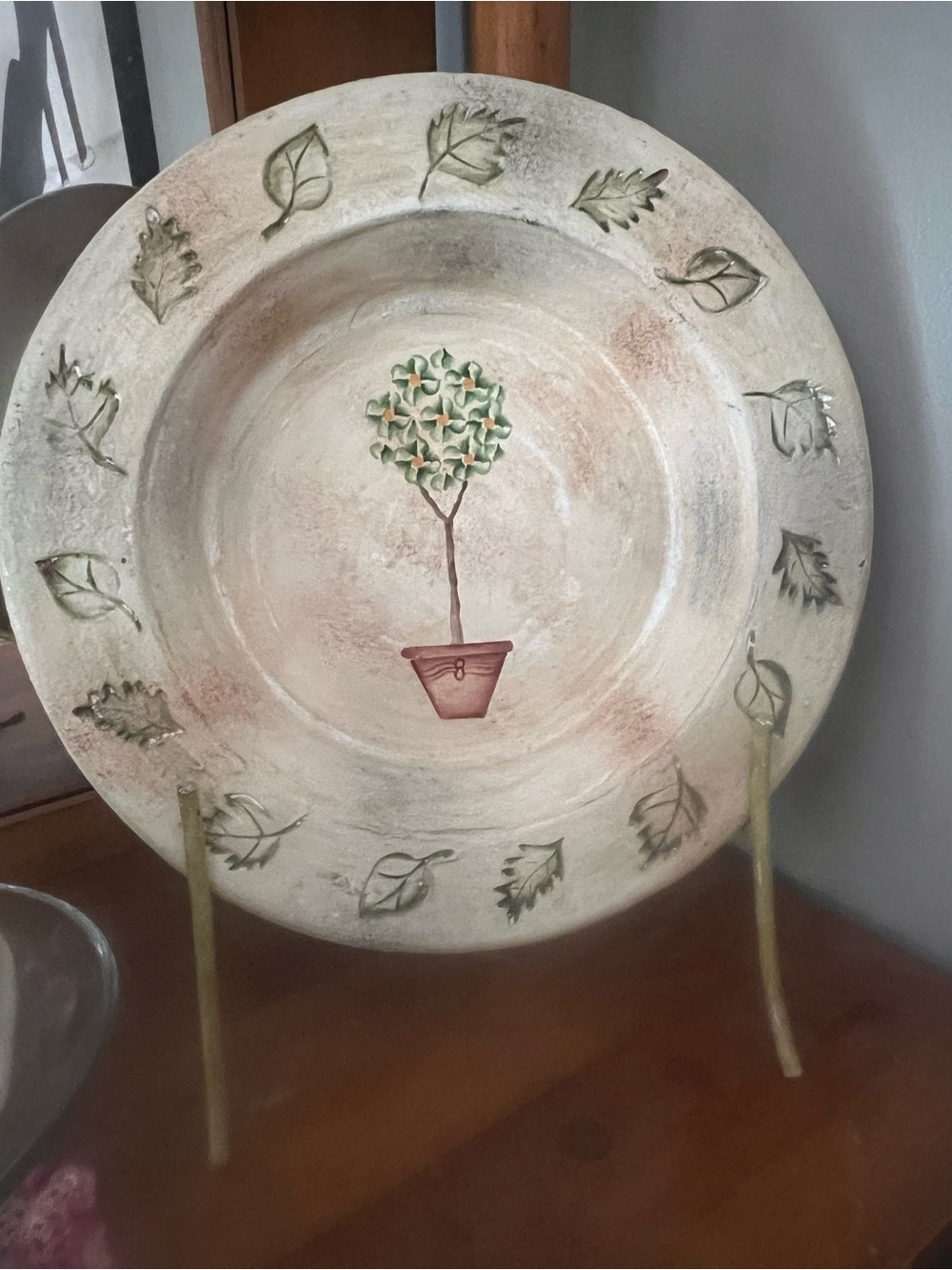 Hand-Painted Topiary Decorative Plate - Neutral Green Clay formed